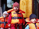 Barnbarnen Alva, Emma & Albin på Saltärna